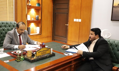 المحافظ بن ماضي يناقش الخطة المستدامة لتحسين اداء شبكات الاتصالات وتطويرها