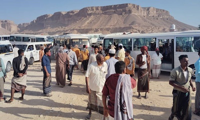 مديرية سيئون تنطلق بموكب جماهيري حاشد صوب مدينة المكلا للمشاركة في فعالية (حضرموت أولاً) 