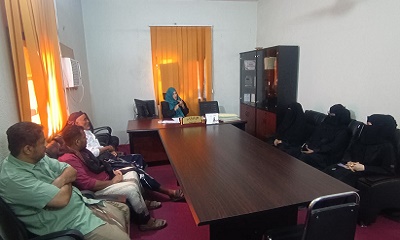 محكمة أحداث حضرموت تبحث تنفيذ أحكام إيداع الأحداث بدار الرعاية وتحديات العمل الإداري