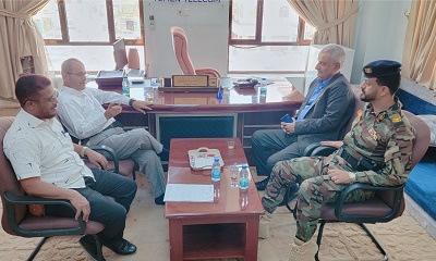 مدير عام سيئون يبحث جوانب تعزيز وتحسين خدمات الاتصالات في المديرية