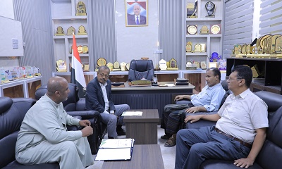 الوكيل العامري يوقع اتفاقية تشغيل مركز المريسي لتنمية المجتمع بمدينة تريم