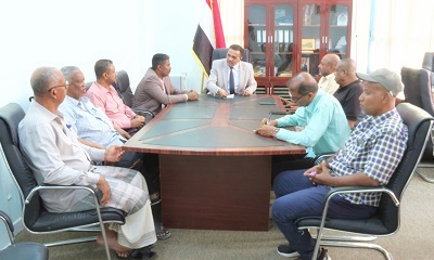 الأمين العام لمحلي حضرموت يلتقي قيادة فرع اتحاد كرة القدم ويطّلع على التحضيرات للدورة الآسيوية للمدربين وبطولة كأس حضرموت التاسعة