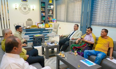 الوكيل العامري يطّلع على أنشطة مكتب الشباب والرياضة وسير تنفيذ المشاريع والخطط المستقبلية