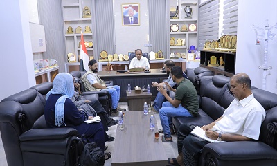 الوكيل العامري يبحث مع وفد برنامج الغذاء العالمي تدخلات البرنامج في قطاعي المياه والزراعة بوادي وصحراء حضرموت