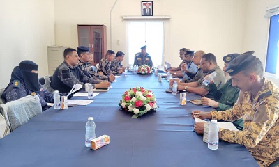 العميد الجابري يترأس إجتماعًا أمنيًا لمناقشة خطة تأمين موسم البلدة السياحي بسواحل حضرموت 