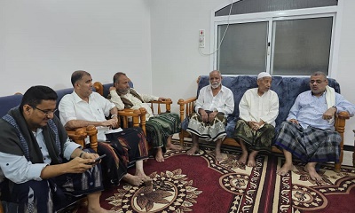 نائب رئيس مجلس النواب المهندس محسن باصرة يطمأن على صحة الأكاديمي الأستاذ أحمد باحميد