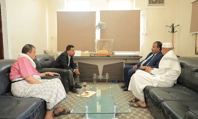 الوكيل العامري يؤكد حرص السلطة المحلية على تعزيز عمل المنظومة القضائية بوادي وصحراء حضرموت