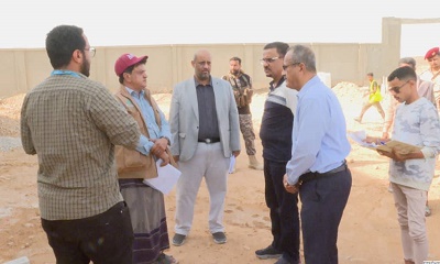 الأمين العام لمحلي حضرموت يطّلع على نسبة الإنجاز في مشروع مركز الصادرات السمكية بحضرموت