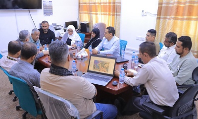 الدكتور العمودي يناقش تنفيذ مشروع تعزيز الوعي الصحي لزيادة الطلب على التحصين في مديريتي تريم والقطن