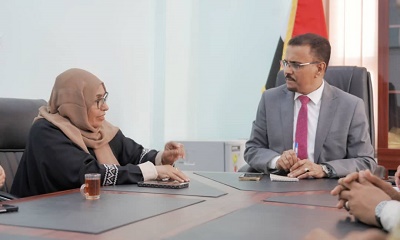 الأمين العام للمجلس المحلي بحضرموت يلتقي وكيل وزارة الصحة ويشيد بنجاح حملة التحصين وما حققته من نجاح في انخفاض نسبة المتخلفين عن التطعيم