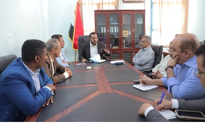 وزير التربية يناقش مع السلطة المحلية بحضرموت مستجدات الأوضاع واستعدادات العام الدراسي ٢٠٢٥/٢٠٢٦م 