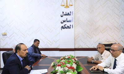 محافظ حضرموت يلتقي رئيس محكمة الاستئناف ويوجه بإستكمال الاعمال الإنشائية لمبنى محكمة شرق المكلا