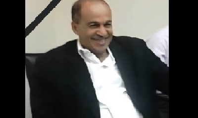 السفير بلفقيه يعزي اللواء بن بريك في وفاة المغفور له بإذن الله تعالى شقيقه