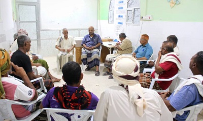 رئيس الهيئة العامة للمصائد السمكية في البحر العربي يلتقي روؤساء الجمعيات السمكية بمدينة المحامي