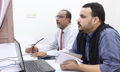 نائب رئيس جامعة الأحقاف يدشن الدراسة في كلية التعليم عن بُعد بالمكلا