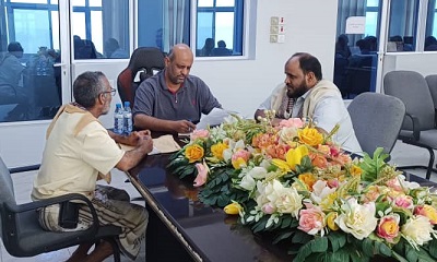 رئيس الهيئة العامة للمصائد السمكية في البحر العربي يلتقي مدير عام مديرية الديس الشرقية