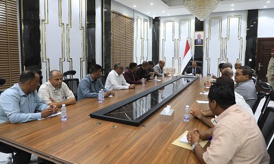 قيادة السلطة المحلية بحضرموت تعقد لقاء لبحث آخر المستجدات الراهنة في قطاع التربية والتعليم بالمحافظة