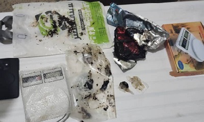 مكافحة المخدرات تضبط مروجان للحشيش المخدر غرب المكلا بالتعاون مع المواطنين