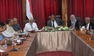 لجنة تصفية مشروع مرافق الصرف الصحي لمدينتي سيئون وتريم تعقد الاجتماع الرئيسي الخاص بحضور المقاولين