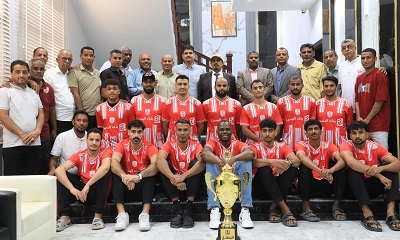 المحافظ بن ماضي يستقبل نجوم شعب حضرموت أبطال ثلاثية الموسم السلوي ويشيد بإنجازهم التاريخي