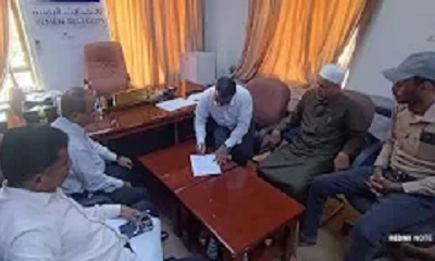 دور الإستلام والتسليم بين المديرين السلف باحارثه والخلف العامري لمؤسسة الاتصالات بوادي حضرموت والصحراء 
