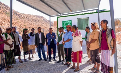 تسليم الفصول البديلة في المناطق النائية بأرياف المكلا