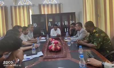 الصبيحي وفاروق يزوران الإصلاحية المركزية بالمكلا