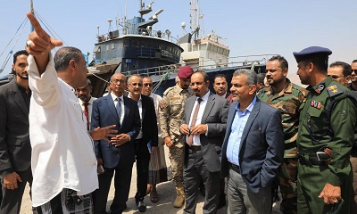 محافظ حضرموت يعقد اجتماعًا لمجلس إدارة مؤسسة موانئ البحر العربي ويطلع على سير العمل بميناء المكلا ويشدد على توسعة الميناء بما يواكب الحركة الملاحية والتجارية