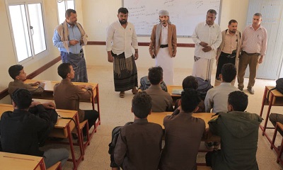 مدير عام مديرية العبر يتفقد سير العملية التعليمية ويثني على التزام الكادر التربوي