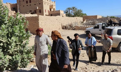 محافظ حضرموت الشيخ مبخوت مبارك بن ماضي يزور مصنعة “العدنة” في صوء بلاد آل طويل بمديرية رخية