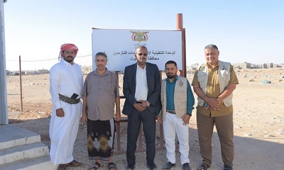 مدير الشؤون الاجتماعية والعمل يتابع برنامج التدريب والتمكين لمشروع “كفاك” بالعبر ويطّلع على أوضاع النازحين ومخيماتهم