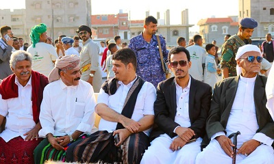 وكيل محافظة حضرموت الجيلاني يشارك في فعالية العرس الجماعي لـ100 عريس وعروس بروكب بمدينة المكلا