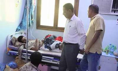 الدكتور العمودي يتفقد الجرحى بهيئة مستشفى سيئون ومستشفى بن زيلع الحديث