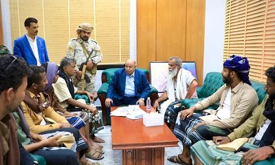 محافظ حضرموت يؤكد خلال لقائه عدد من الأسرى المفرج عنهم بفتح صفحة جديدة من التسامح والتعايش