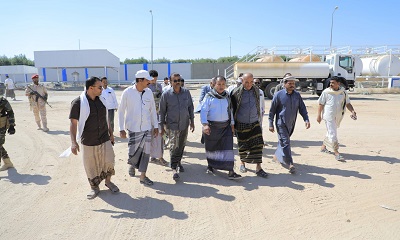 وكيل محافظة حضرموت يطّلع على آخر التجهيزات لاستقبال أولى رحلات مطار سيئون بعد إعادة تشغيله