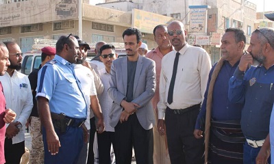 الوكيل الجيلاني يدشن مشروع ترميم عددٍ من شوارع مدينة المكلا