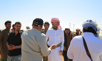 وسط تزايد حركة المسافرين.. مدير عام ميناء الوديعة يتابع الميدان ويؤكد معالجة أي ازدحام .