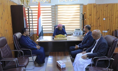 وكيل المحافظة يلتقي بمدير عام مديرية سيئون عقب استلام مهامه الرسمية