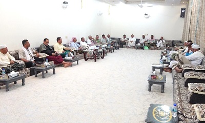 الوكيل بارباع يلتقي بقيادات قطاع التعليم بوادي حضرموت ويؤكد دعم السلطة المحلية للتعليم