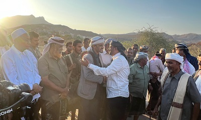 الوكيل الجيلاني يستقبل الشيخ طارق العكبري فور وصوله المكلا تقديرا لمواقفه الوطنية