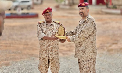 تكريم قائد لواء الريان بالمكلا.. نظير جهود لوائه خلال الأحداث التي شهدتها حضرموت مطلع يناير الماضي