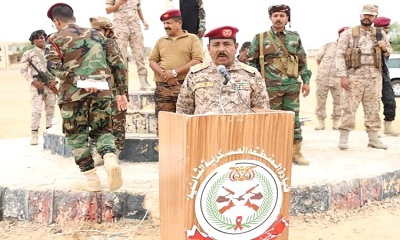قائد المنطقة العسكرية الثانية يشهد حفل تخرج الدورة التنشيطية الأولى للعام التدريبي 2026م لمنتسبي لواء الريان