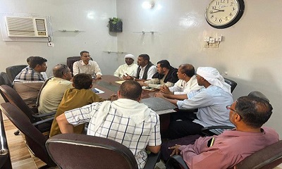 مدير عام الشؤون الاجتماعية والعمل بساحل حضرموت يناقش مع نقابة بترومسيلة أوضاع العمال وتحديات العمل