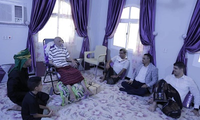 الأمين العام لمحلي حضرموت يهنئ عددًا من الكوادر والرموز الوطنية بعيد الأضحى ويثني على عطاءاتهم في مختلف القطاعات