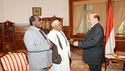 رئيس الجمهورية يكرم الفنانين أيوب طارش وكرامة مرسال بوسامي الوحدة