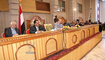 اللقاء الوطني الموسع برئاسة رئيس الجمهورية يقر مبادرة اللجنة الوطنية الرئاسية بالاجماع (موسع)