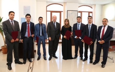 دفعة جديدة من طلاب المنح الدراسية تتوجه إلى فرنسا ضمن بعثات شركة توتال يمن 