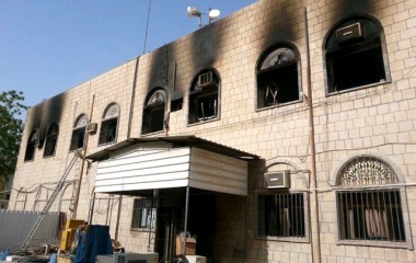 مدير المؤسسة العامة للاتصالات يطلع على حجم الاضرار في فرع الاتصالات بسيئون