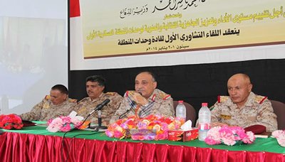 وزير الدفاع يطلع على الأعمال الإنشائية في قيادة المنطقة العسكرية الأولى