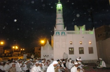 زاوية سقاية بئر الشفاء للإمام الحبشي بسيئون تحتفل بختم القرآن ليلة 30 رمضان